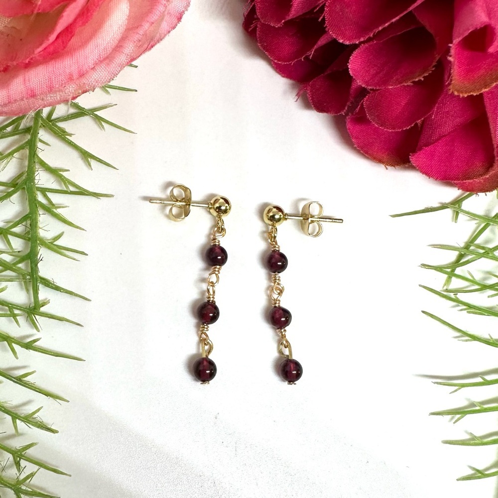 NEW⚜️Garnet Beaded Dangly Earrings - Picture 6 of 6